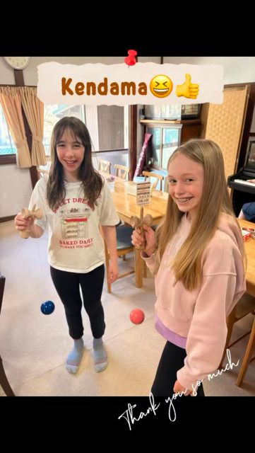 After a wild spring storm,
a clear blue sky this morning.
Umbrellas blooming like flowers ⛱️🌸
The memories we shared with our guests are priceless.
Hope to see you again!
昨夜は猛烈な春の嵐。
今朝は台風一過のような爽やかな青空☀️
干した傘が、まるで花のように咲きました⛱️🌸
素敵なお客様との思い出は、かけがえのない宝物です。
またお会いできる日を楽しみにしています!
#箱根旅行
#箱根温泉♨️
#旅の思い出
#hakone
#traveljapan