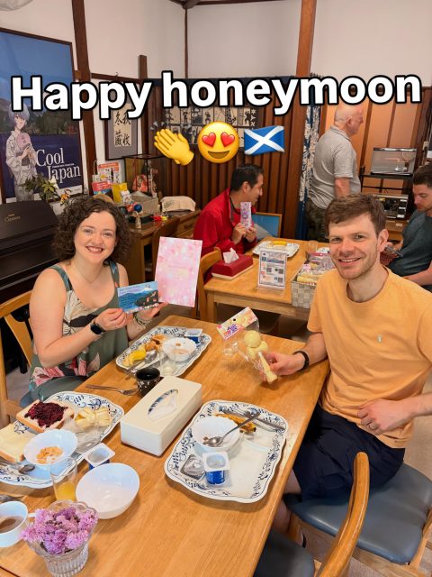 💍✨ Wonderful honeymoon guests from Scotland🏴󠁧󠁢󠁳󠁣󠁴󠁿✨

Amy & Gregor stayed with us during their honeymoon as part of a group tour 😊
Everyone in the group was so kind, friendly, and wonderful to spend time with!

They also left us this beautiful handwritten card after their stay 🥹❤️

“We have had a wonderful visit to Hakone. It is a beautiful and special place.”🥹

Moments like this remind us why we love running our guest house.
Meeting people from all over the world and sharing Japanese culture, onsen, and unforgettable memories together is truly special 😊♨️

Thank you so much for your heartfelt message and for staying with us.
We hope to welcome you back to Hakone again someday!

— Your host Ted & Takahashi family

⸻

💍✨ 素敵なハネムーンのお客様

今回は団体ツアーでご宿泊いただきました😊
ツアーの皆さんも本当に素敵でフレンドリーな方々ばかりでした！

さらに、ご滞在後にはこんな素敵なメッセージカードまでいただきました🥹❤️

「箱根は美しく特別な場所でした」

世界中の方々と出会い、日本文化や温泉体験を共有できること。
改めて、この仕事の素晴らしさを感じました😊♨️

素敵なご滞在と思い出を本当にありがとうございました！
またいつでも帰ってきてくださいね🇯🇵

— Ted & Takahashi family

#hakone 
#japantravel 
#onsen 
#honeymoon 
#guesthouse