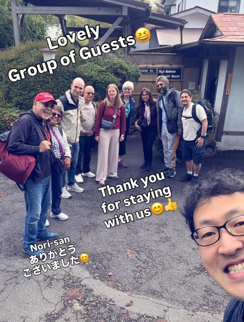 Wonderful group of guests 😊✨
Our lounge was full of laughter and fun with a piano concert and an exciting UNO tournament! 🎹🎶🃏
Thank you for the beautiful piano performance 👏✨
We also had a great time chatting with the anime and manga-loving guys about what makes Japanese anime and manga so special 📚✨
From favorite series to memorable characters, it was a fun and lively conversation 😊
In our lounge, guests can enjoy not only the piano, but also playing cards, UNO, Jenga, kendama, origami, samurai swords, topknots, and even Mt. Fuji hats 😊
We hope your time in Hakone becomes a memory you’ll never forget ✨
Thank you for staying with us!
We hope to see you again someday 😊✌️
Today, Hakone enjoyed a break in the rainy season ☀️✨
It was warm and pleasant during the day, but the evenings are still a little cool and chilly 😊♨️
素敵な団体のお客様😊✨
当館のラウンジで、ピアノコンサートやUNO大会で大盛り上がりでした🎹🎶🃏
素敵なピアノ演奏をありがとうございました👏✨
日本のアニメや漫画が大好きな男性陣と、日本のアニメや漫画の魅力について語り合いました〜📚✨
好きな作品やキャラクターの話で盛り上がり、とても楽しい時間になりました😊
当館のラウンジには、ピアノをはじめ、トランプ、UNO、ジェンガ、けん玉、折り紙、侍の刀やちょんまげ、富士山の被り物など、皆さまに楽しんでいただけるアイテムをご用意しています😄👍
箱根での滞在が、皆さまにとって忘れられない思い出になっていたら嬉しいです✨
#hakone
#pianoconcert
#uno
#onsen
#japantrip
ご滞在いただき、ありがとうございました!
またお会いできる日を楽しみにしております😊✌️
今日は箱根は梅雨の晴れ間でした〜☀️✨
日中は気持ちの良いお天気でしたが、夜はまだ少しひんやり肌寒いです😊♨️